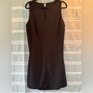 Elegant Black Sleeveless Dress